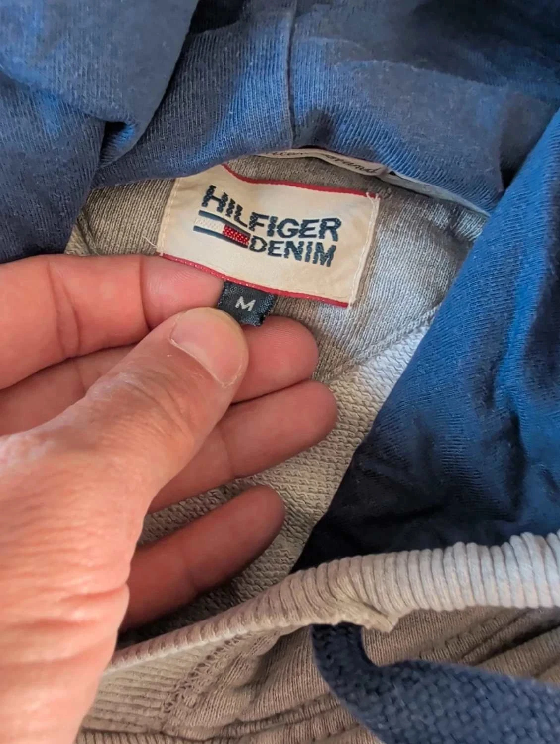 C112 Sudadera con capucha Tommy Hilfiger talla M – photo 5